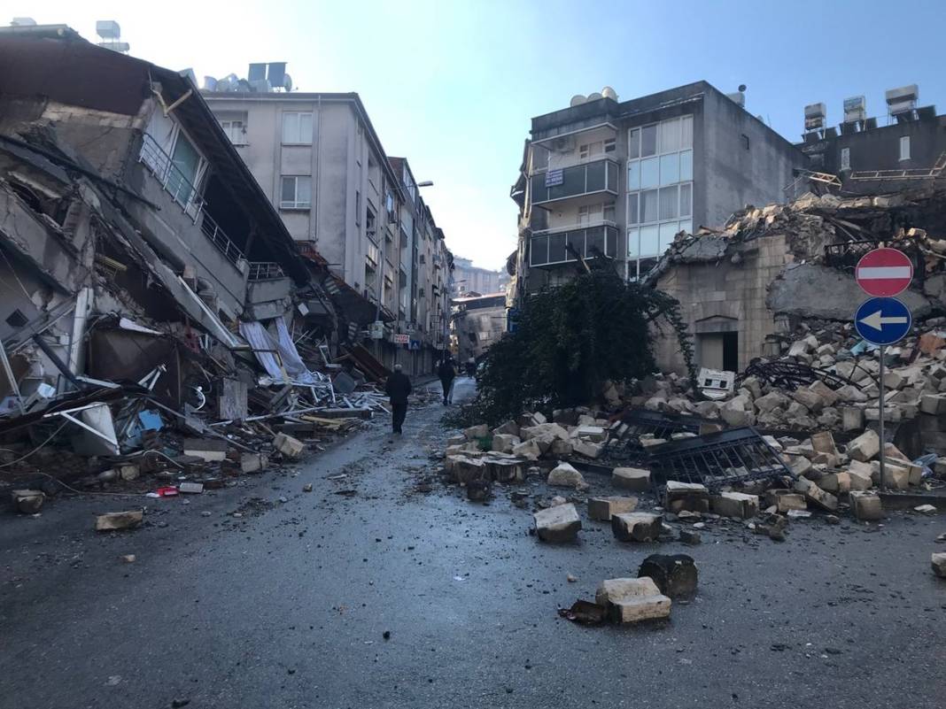 Uzman isimden o ilimiz için korkutan uyarı! Canlı yayında açıkladı: Çok yakında 8 büyüklüğünde deprem... 6